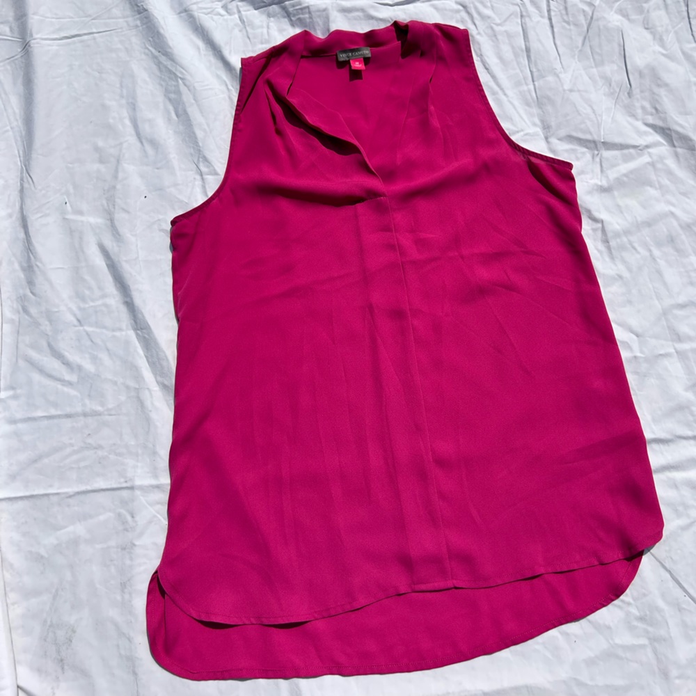VINCE CAMUTO TOP